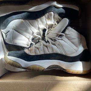 Air Jordan 11
